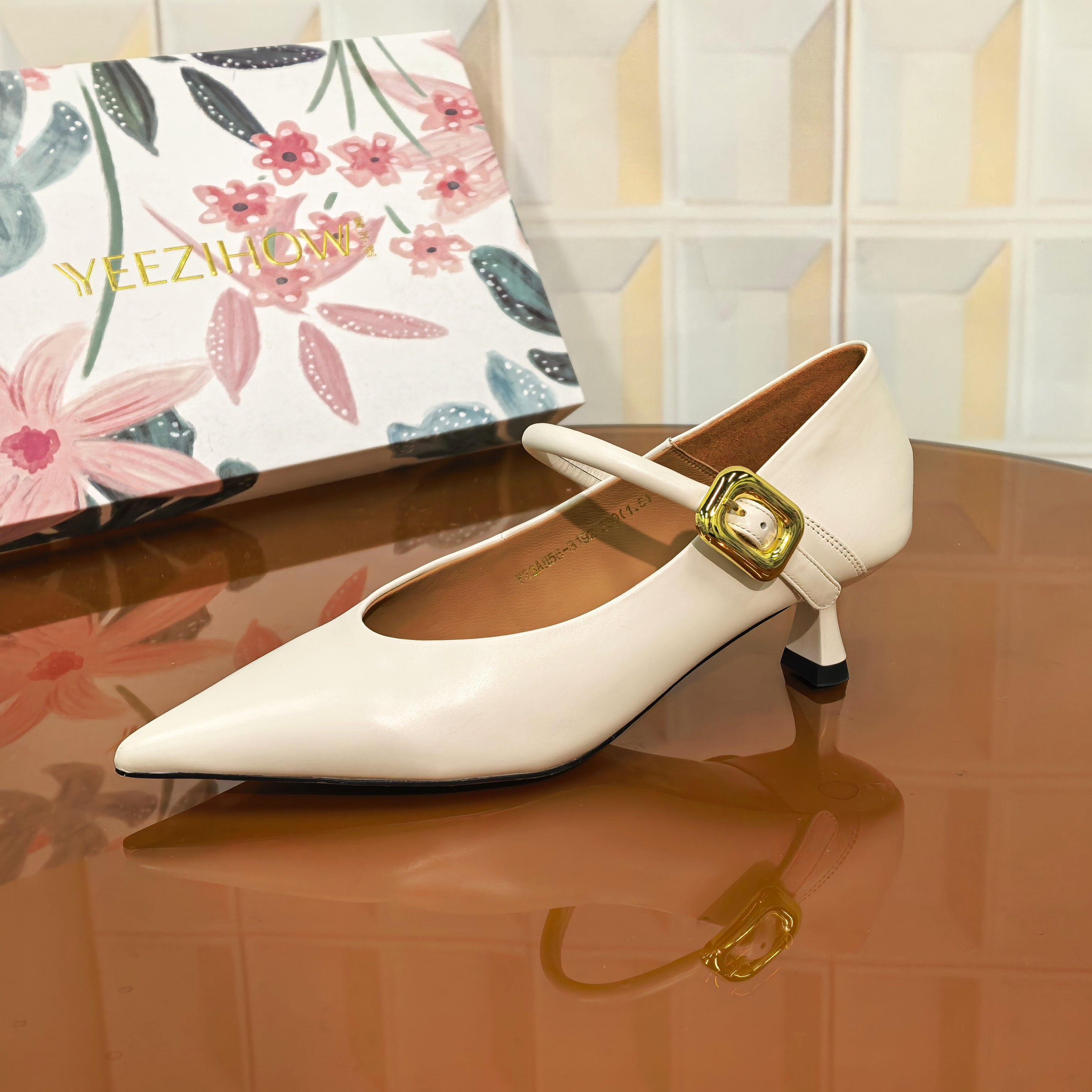 3192/3CM胎牛皮断码撤柜清仓处理女士单鞋时尚尖头夏季细跟高跟鞋