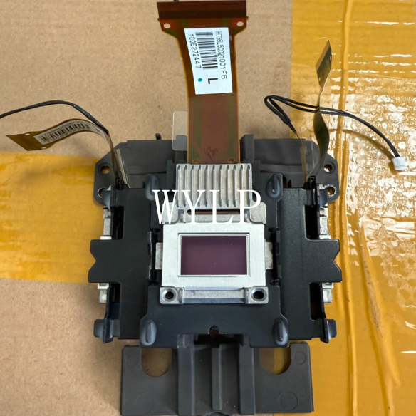 Epson投影机仪爱普生CB-G7100/EB-G7000W/G7200W/G7800/G7805/G7000WNL/H736L/C736R/B736R液晶片液晶屏组件