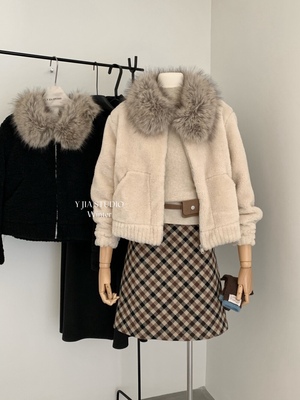 Y.JIA 伊嘉秋冬新款加厚环保皮毛一体奶呼呼毛领宽松休闲短外套