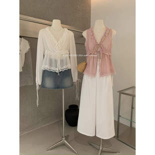 甜美减龄气质微透蕾丝花边拼接V领系带背心雪纺衫 Y.JIA 伊嘉法式