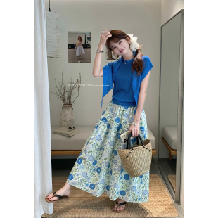 女 田园风雏菊碎花A字大摆半身裙套装 Y.JIA 伊嘉披肩设计感针织衫