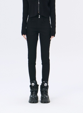 Fun商场同款时尚牛仔紧身版牛仔长裤FMK943A1B