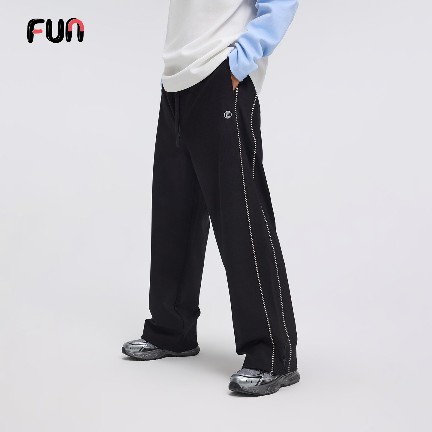 Fun2025秋季商场同款时尚阔腿裤针织长裤线雕裤脚抽绳运动裤子男