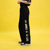 Fun2025春夏线下商场同款 FMK652A1B 运动长裤 街舞针织长裤 弯刀裤