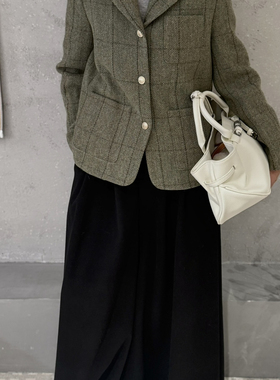 一起仙踪.复古绿色格纹西装款精致羽绒小外套保暖羽绒服外套OA507