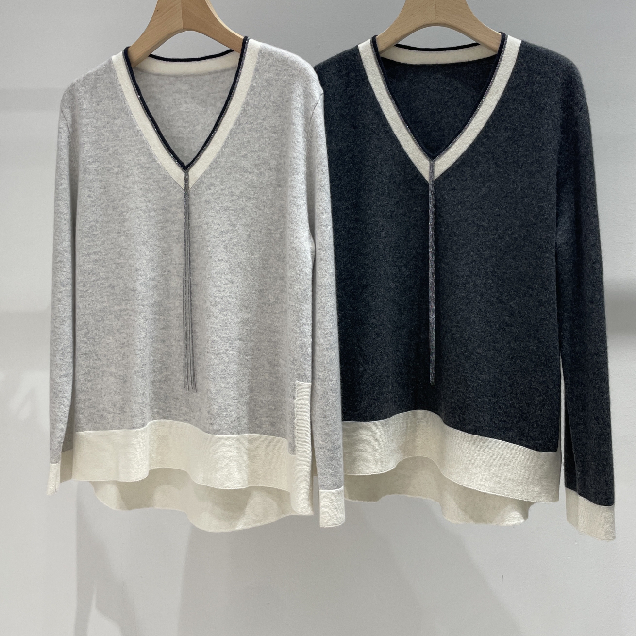 一起舒适早冬V领链条上衣羊绒衫（含100羊绒）A0357