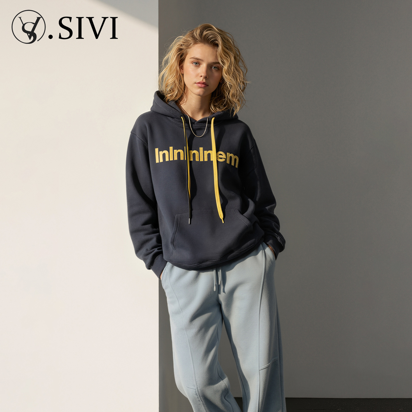 熙薇sivi2025秋冬新款时尚宽松韩版潮流休闲连帽卫衣H5842