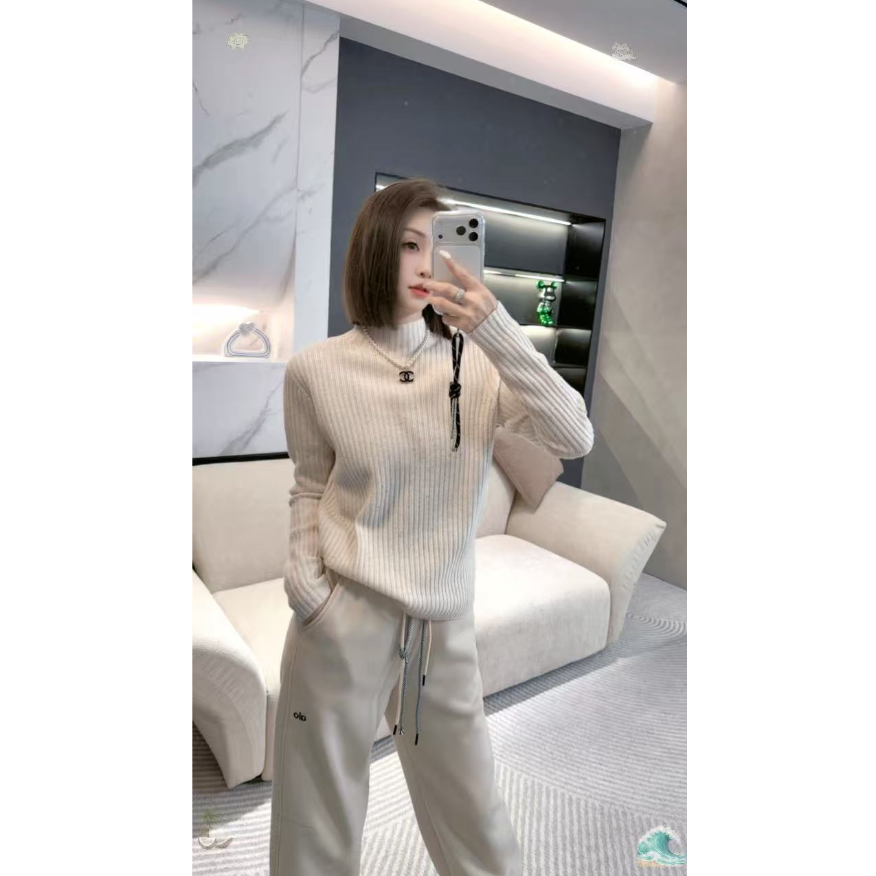 熙薇【柔序漫调】2025冬季新款气质混纺彩纱立领羊毛衫H6233