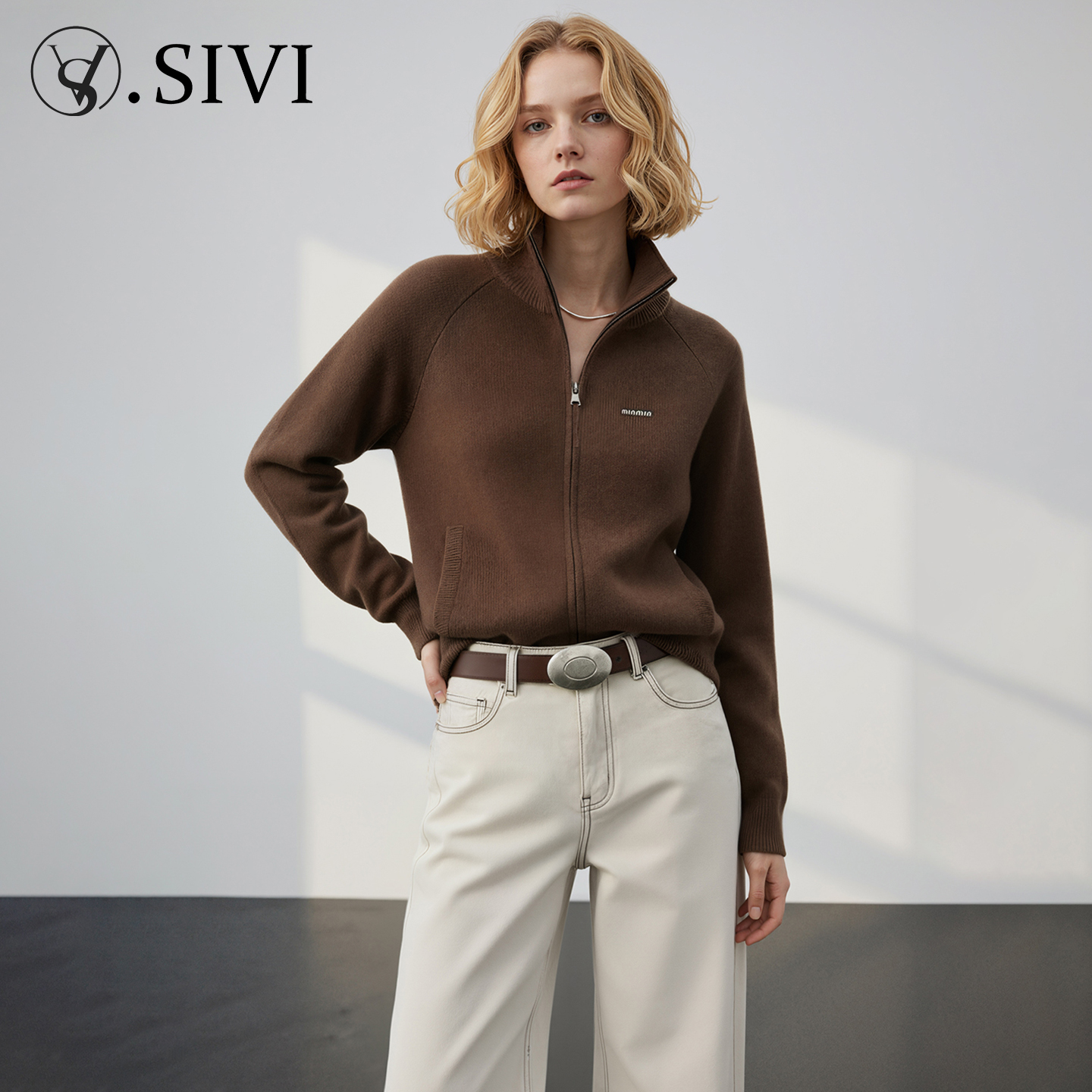 熙薇【立领风域】2025秋冬新款休闲时尚加厚立领羊毛外套H5958