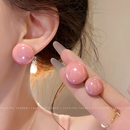 气质耳饰 轻奢高级感耳环时尚 粉色馒头珍珠耳钉女秋日2025新款 爆款