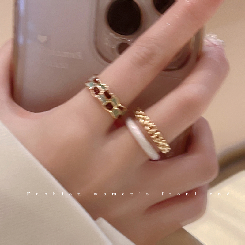 直接封神！珐琅棋盘格戒指