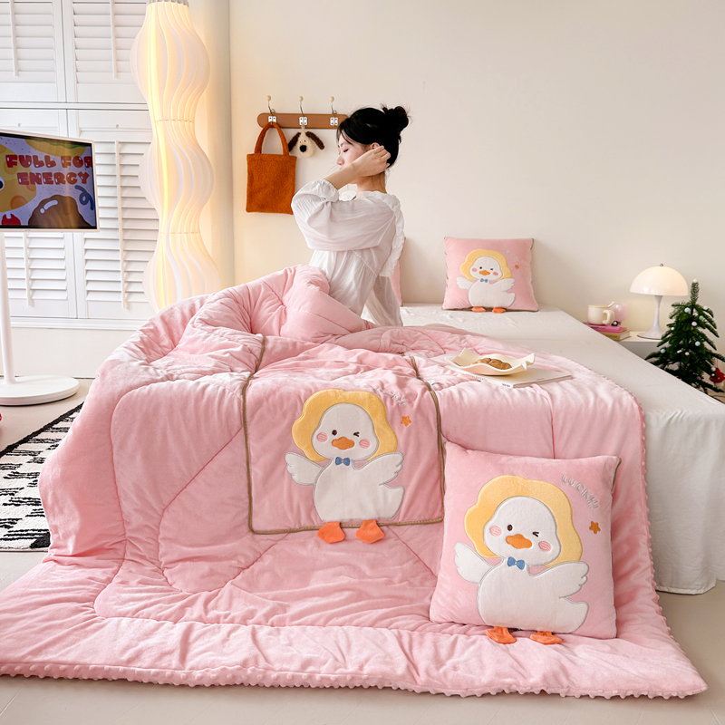 加厚豆豆绒卡通贴布绣多功能抱枕被靠枕办公室午睡沙发靠垫二合一