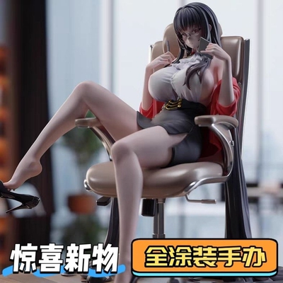 碧蓝航线秘书亚尔薇特手办