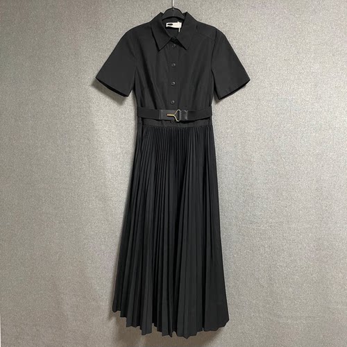 夏季黑色棉质束腰百褶方领连衣裙