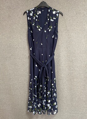 欧美时尚夏季新款重工刺绣花卉藏青V领系带优雅无袖中长款连衣裙