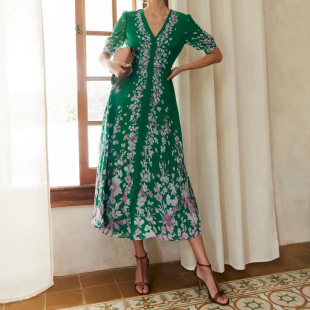精致V领短袖 新款 显瘦繁花文艺绿色碎花真丝连衣裙 夏季 欧美时尚