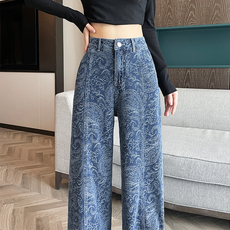 蓝色时尚提花阔腿牛仔裤女