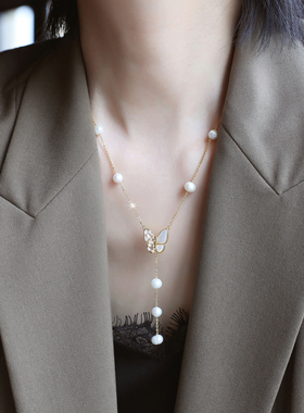 ZOXI天然珍珠蝴蝶项链毛衣链