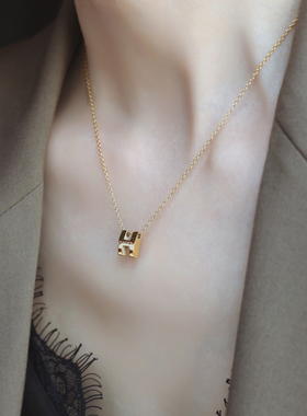 洗澡可戴 ZOXI不掉色happy字母项链轻奢小众高级感气质锁骨链配饰
