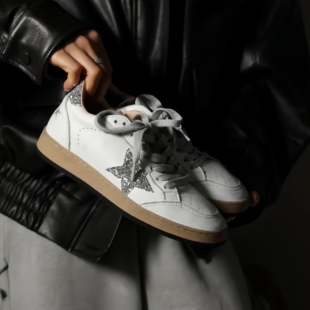 休闲鞋 头层牛皮 做旧小白鞋 星星板鞋 冉言2026手工复古擦色脏脏鞋