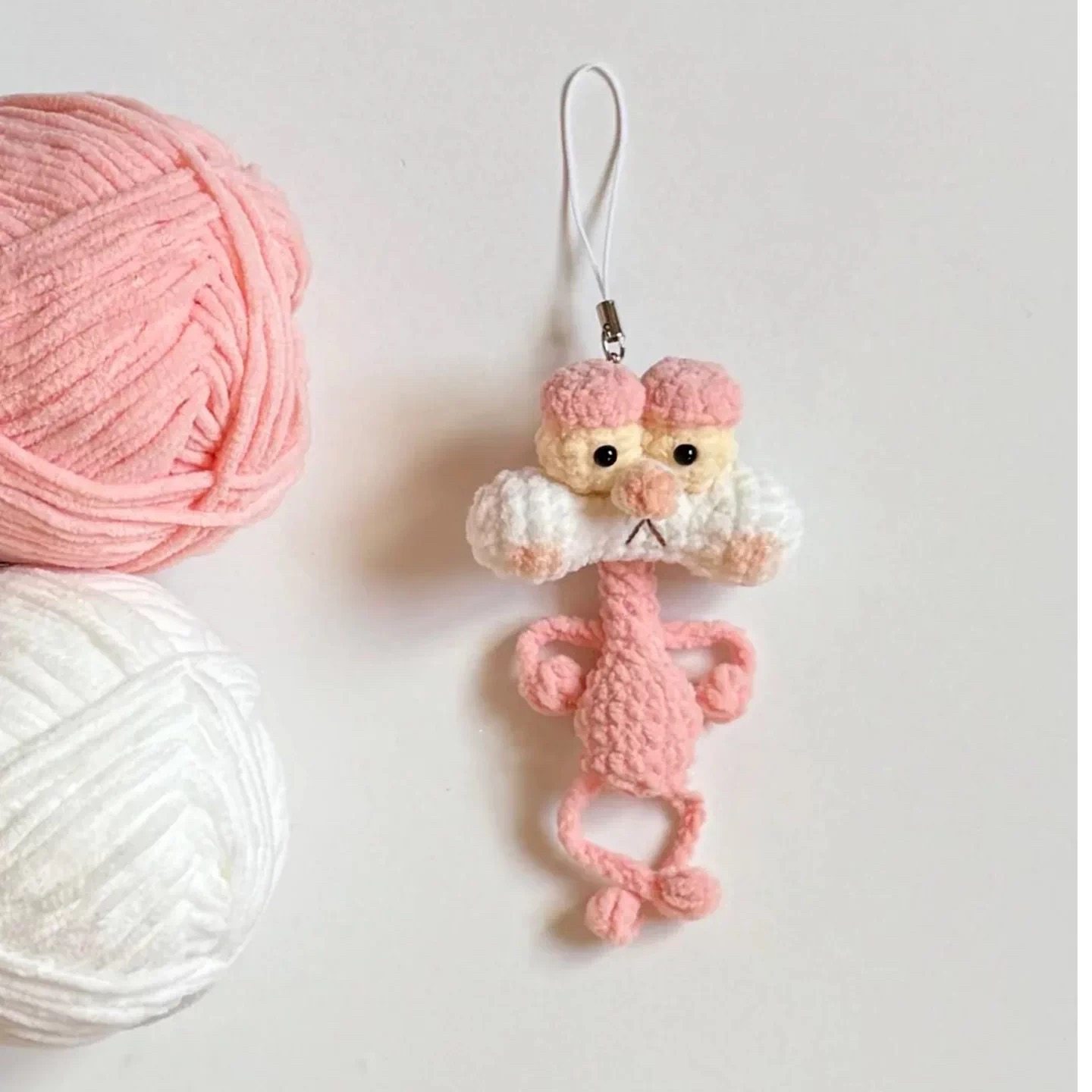 粉红豹玩偶手工diy钩针编织材料包毛线钩织自制挂件钥匙扣礼物,服饰配件/皮带/帽子/围巾,DIY编织材料包,淘宝优惠券,粉丝福利购,淘宝优惠卷