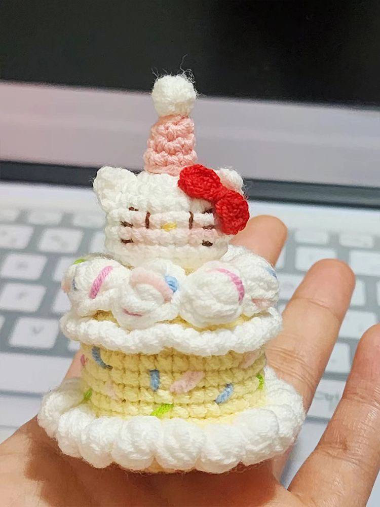 kitty生日蛋糕包挂件钥匙扣毛线手工编织diy礼物钩针材料包钩织