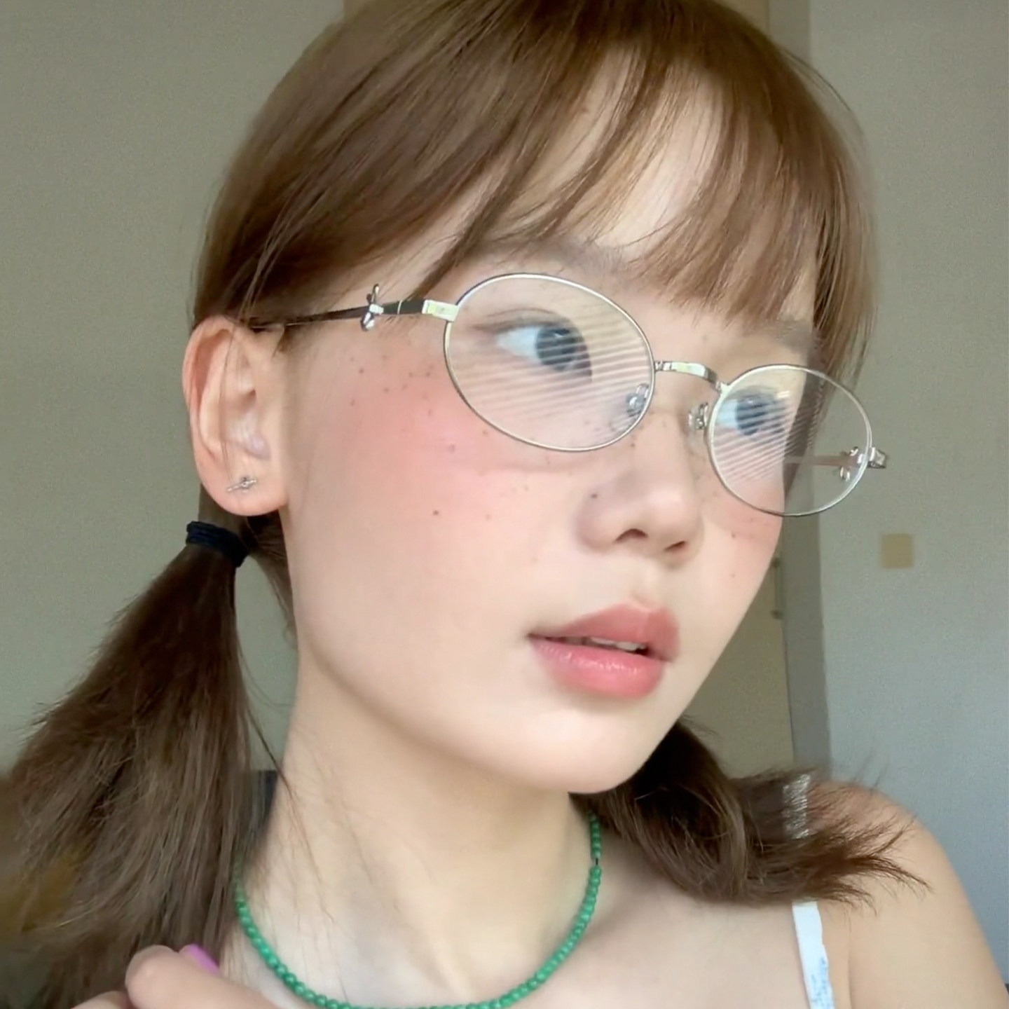小框镜腿蝴蝶结近视眼镜女金丝可配度数防蓝光韩系素颜平光框架潮