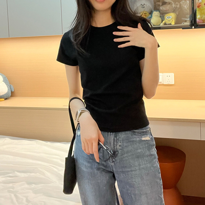 纯棉正肩短袖T恤女夏休闲百搭黑