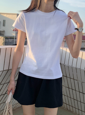 新款纯白色上衣女基础款修身短袖简约显瘦T恤洋气棉质内搭打底衫