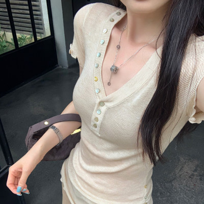 独特漂亮V领褶皱收腰卷边针织短袖T恤女夏2026新款法式绝美上衣