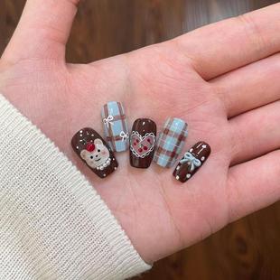 M286格纹樱桃小熊秋冬显白棕格卡通半手工穿戴甲波点高级ins美甲