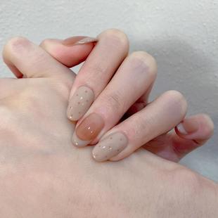 M322灰糯豆沙波点半手工穿戴甲简约法式 高级温柔显白气质秋冬短款