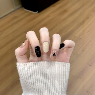 M341菱格奶咖气质网红撞色穿戴甲黑米色星星秋冬2025显白可拆