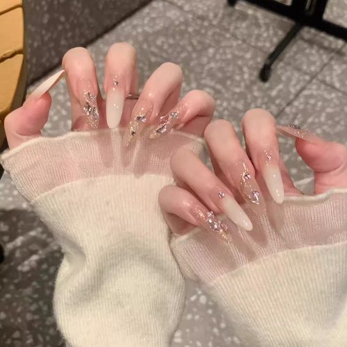 乳白渐变钻石穿戴甲可拆