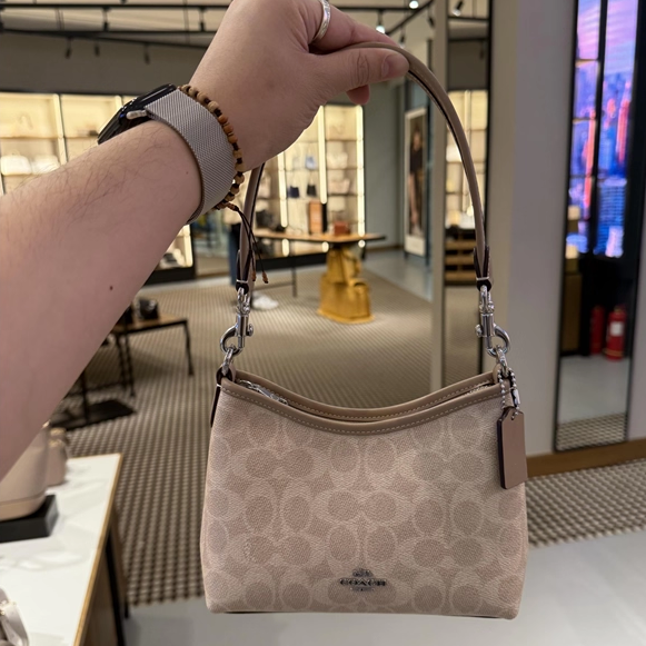 宝藏级牛货 Laurel流浪包经典老花托特大容量通勤单肩斜跨包1015