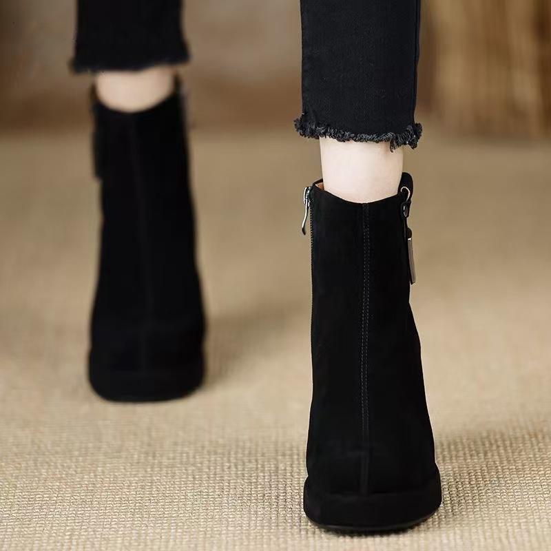 手工新款粗跟防水女靴