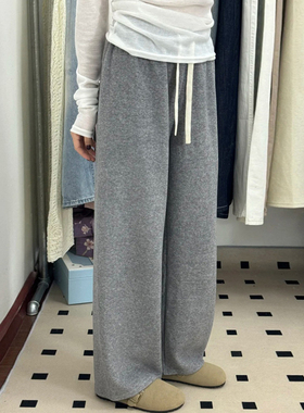 灰色直筒休闲裤女大码秋冬2025新款胖妹妹mm宽松显瘦运动阔腿裤子