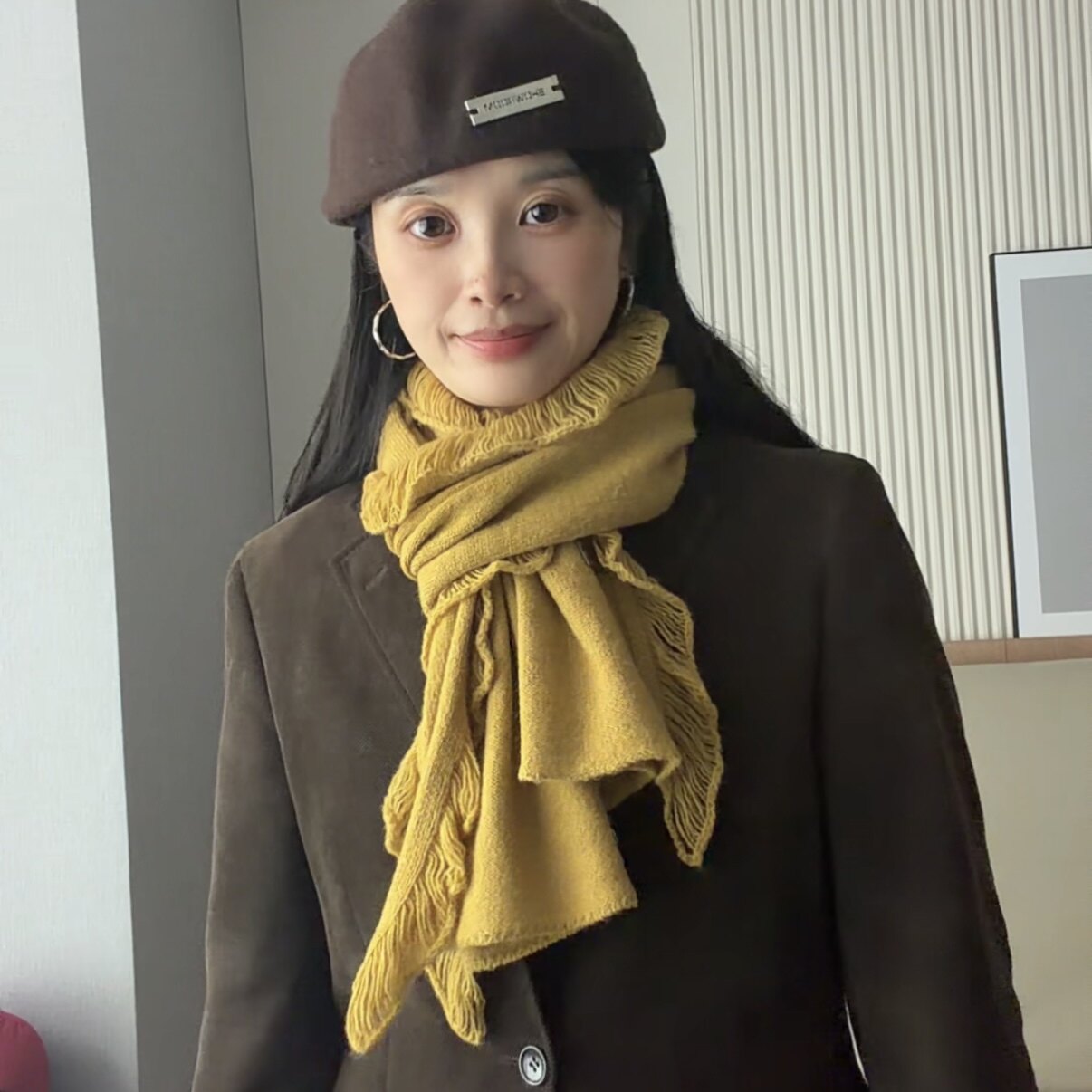 澳洲羊毛木耳边围巾女款2026新款黄色休闲针织毛线高级感围脖