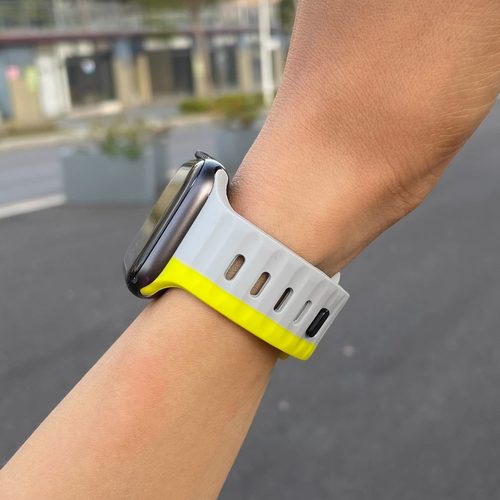 新款荧光绿适用ApplewatchS10表带苹果iwatch硅胶s987654se2运动