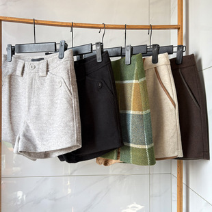 樊樊早安「短裤新宠」百搭毛呢小A字摆/异形口袋包扣显瘦休闲裤女