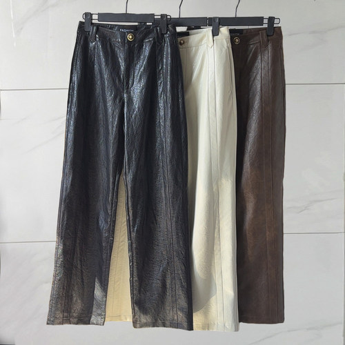 pu皮肌理感纹路压褶小香皮裤