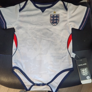 2627英格兰世界杯球衣婴儿足球服哈衣爬服BB连体服赖斯9号凯恩
