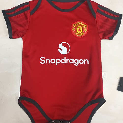 2526曼联足球服哈衣1号鲁尼7号C罗球衣新生儿婴儿爬服连体包屁衣