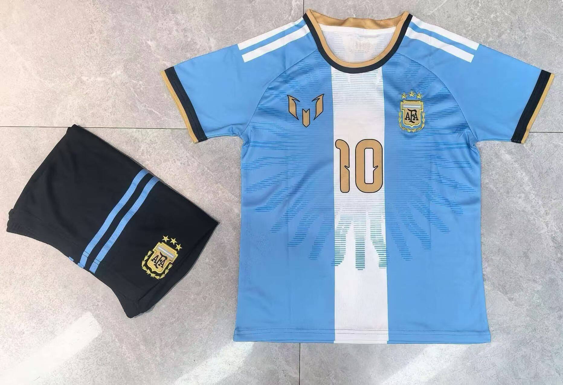 现货定制儿童足球服套装2026年阿根廷10号梅西退役纪念版运动球衣