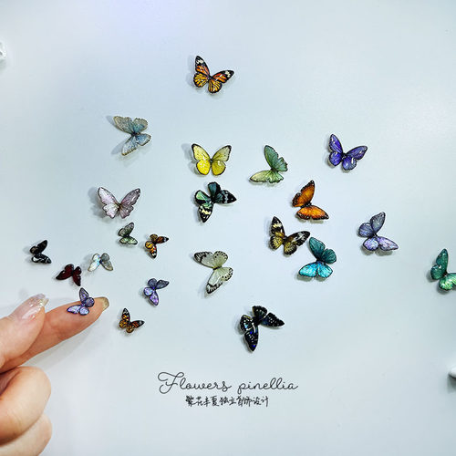 深红色立体仿真蝴蝶边发夹