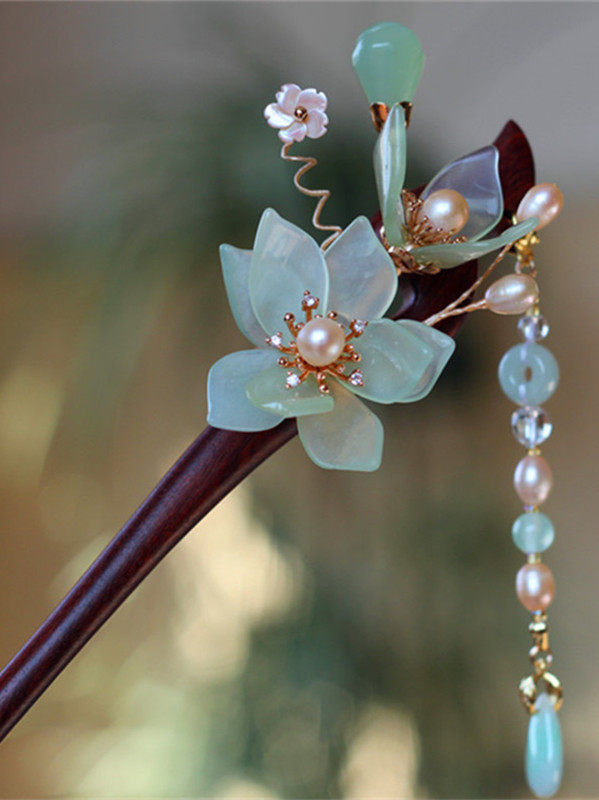 愫心品原创手工复古风宫廷红檀木簪子玉兰花步摇儿童及笄汉服配饰