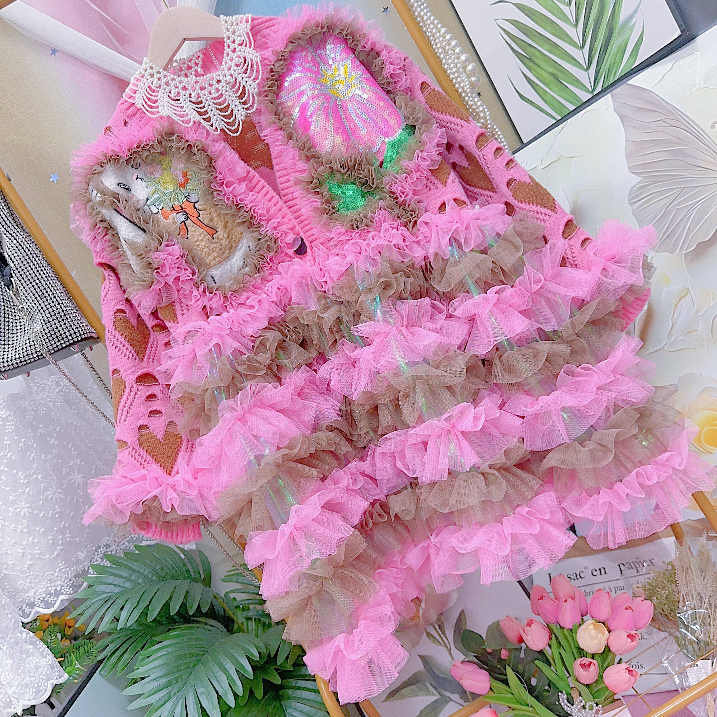 2025新款重工钉钻亮片花拼接网纱毛衣外套女
