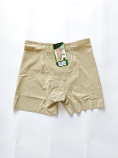 香花树9822竹碳纤维无痕美体塑身提臀收腹中腰平脚防走光女士内裤