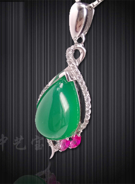 吊坠时尚潮流爱心项链绿色玉髓