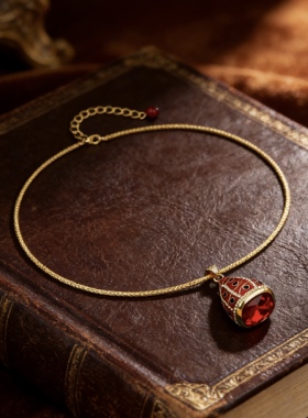 中古风复古宫廷风高级感复古镀真金红色琉璃玻璃项链锁骨链